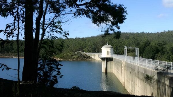 Mundaring weir rail trail walk (7km)