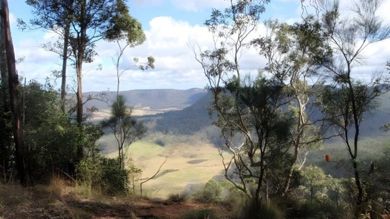 Georges road rest area to 125r lookout walk (4. 4km)