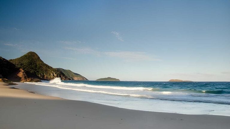 Wreck Beach Walk (2km) Wreck beach walk (2km)