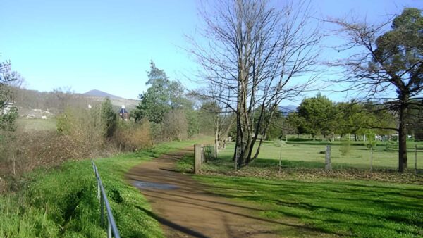 Bicentennial track (3. 5km)