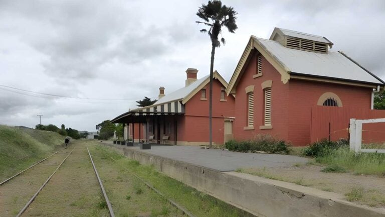 Monaro rail trail (214km)