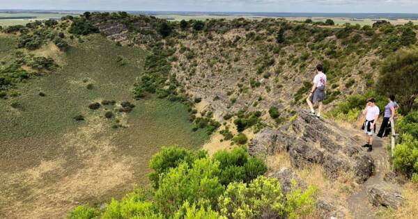 Honan Mint Trail (6km) Mount schank crater rim walk 600x315