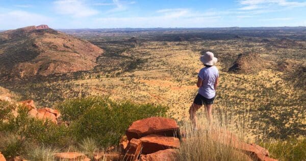 Hikes Turners lookout and chain of ponds 600x315