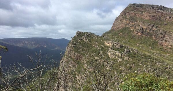 Redman Bluff from Mount William Carpark (11km) Mount lubra and twin peak 600x315