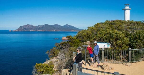 Hikes Cape tourville 600x315