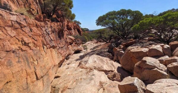 Hikes Flintstone beedoboondu 600x315