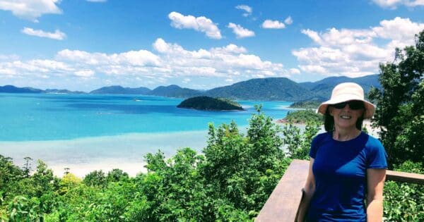Hikes Coral beach and the beak 600x315