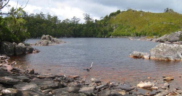 Hikes Lake herbert 600x315
