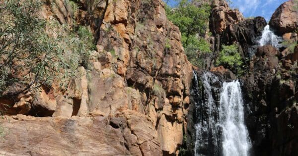 Katherine Rail Trail (6km) Southern rockhole 600x315