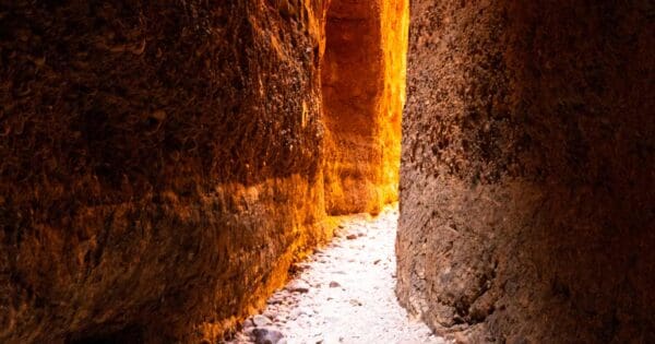 Echidna Chasm Trail Echidna chasm trail