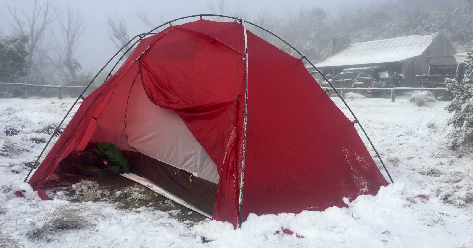 How to manage condensation in your hiking tent Pitching your tent