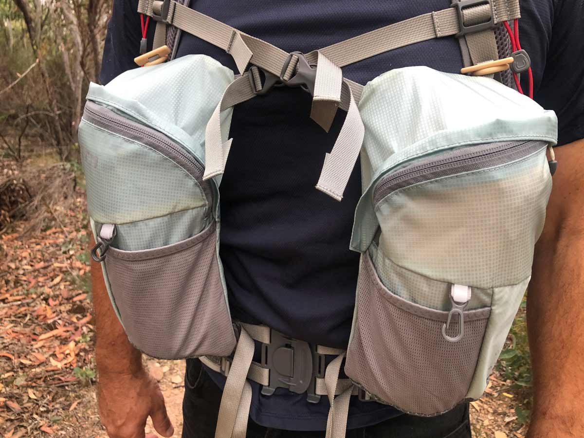 Aarn Featherlite Freedom PRO Pack Review Aarn compact pockets