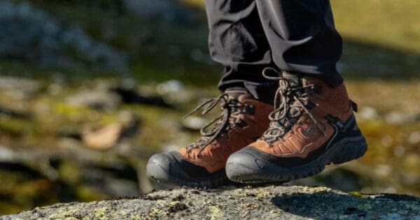Keen targhee iv hiking boots