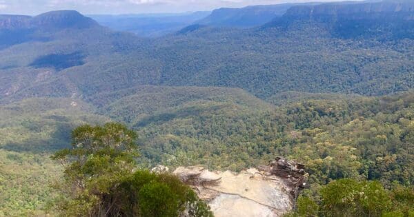 Scenic World to Echo Point Scenic world to echo point