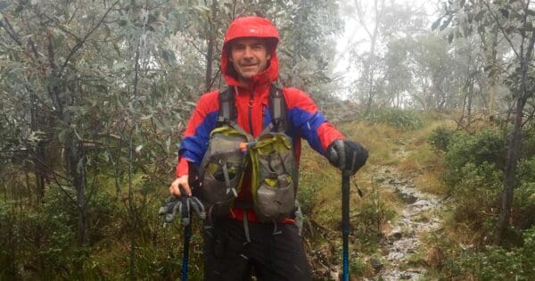 What gloves are best for hiking