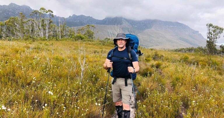What kind of hat should you wear hiking