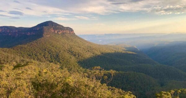 Hikes Scenic world to ruined castle 600x315