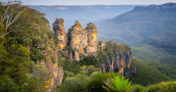 Three Sisters Walk Three sisters walk