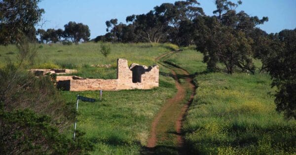 Farmhouse Ruins Circuit Farmhouse ruins circuit