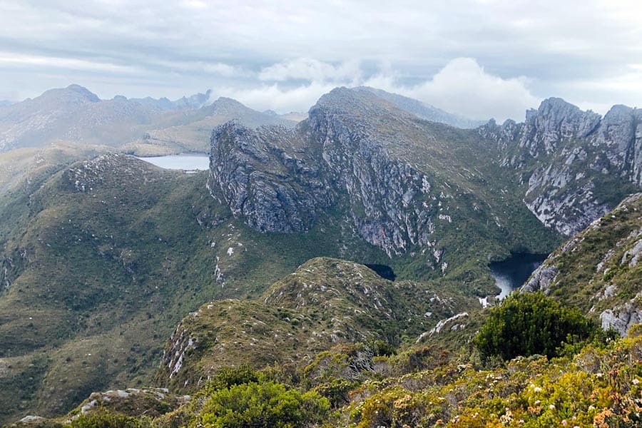 Planning Guide: Western Arthur Range Traverse Heading towards promontory lake