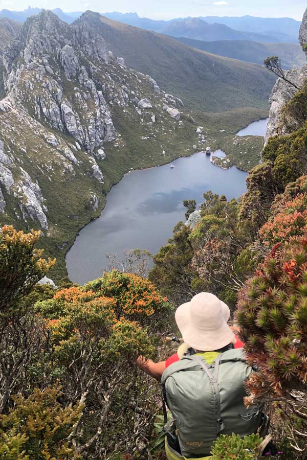 Into-the-heart-of-the-Arthurs Image of julie descending into the heart of the arthurs