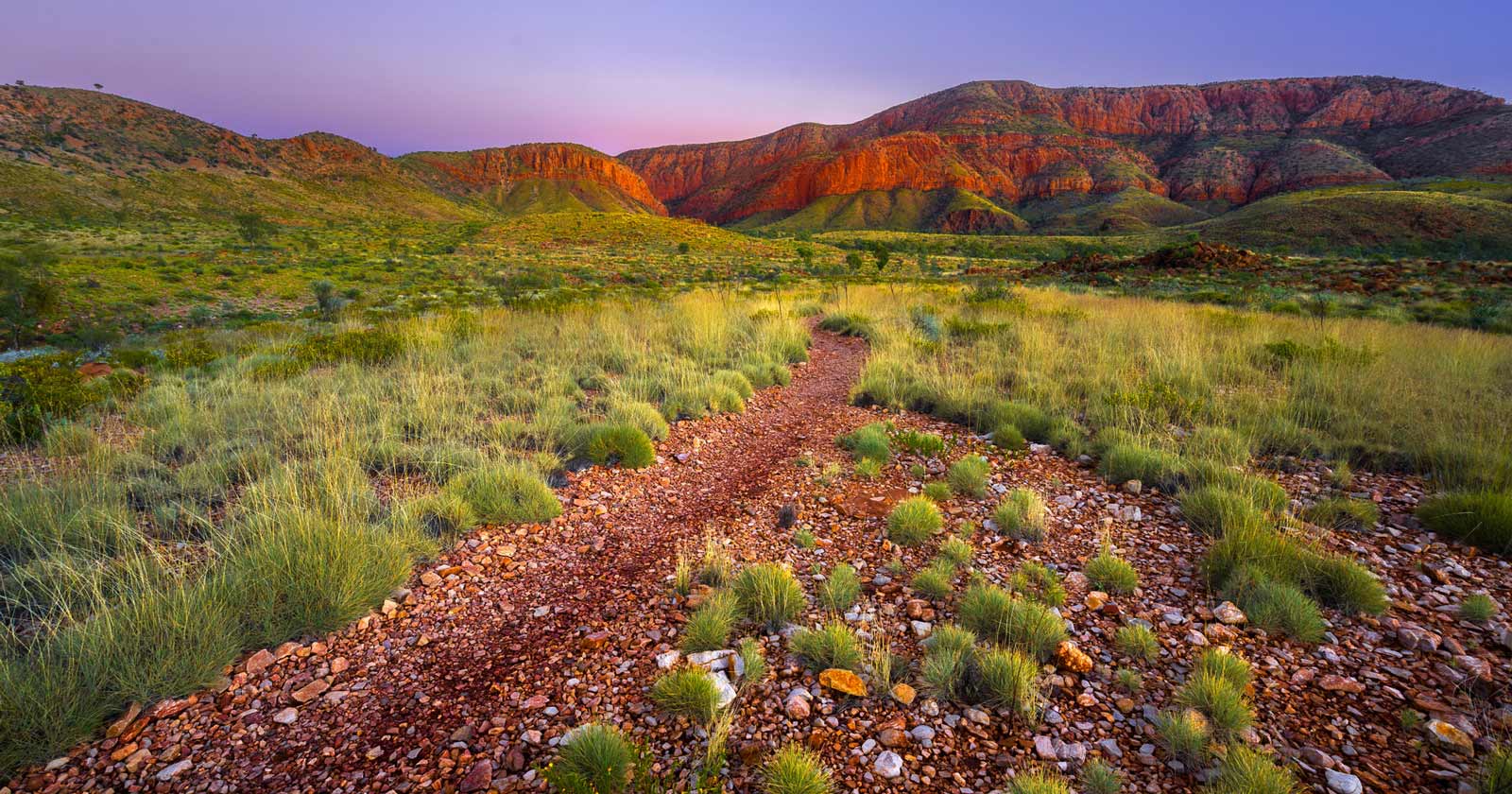 stories-hub-trail-hiking-australia