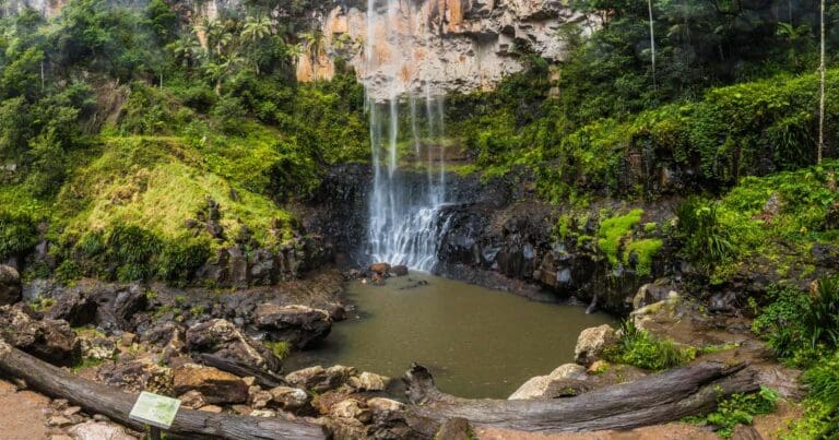 Hike queensland