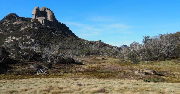Mount dunn and drillhole rocks