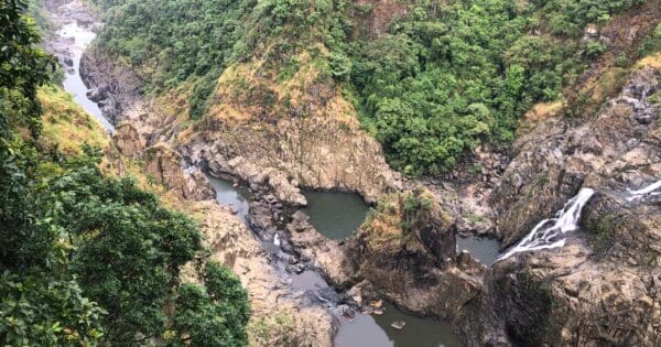 Barron falls lookout track
