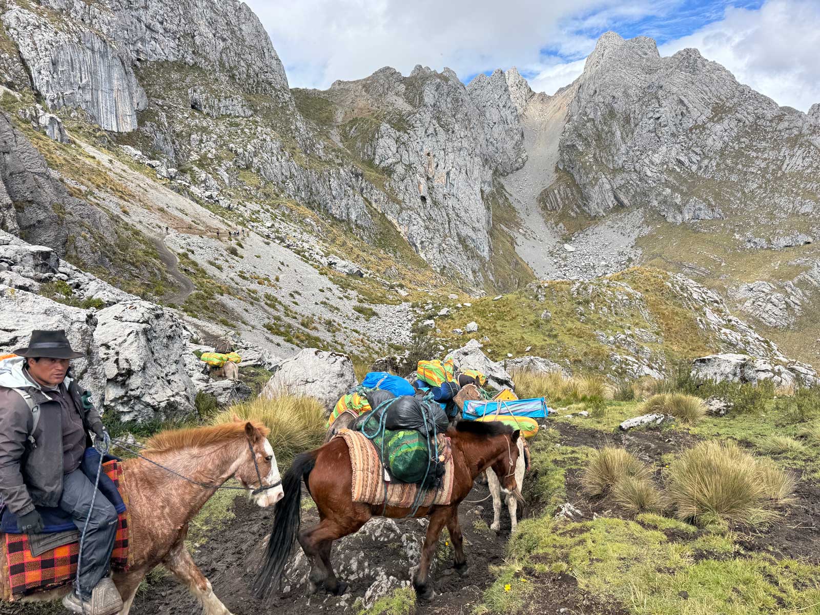 Guide to Hiking the Huayhuash Circuit in Peru Quartelhuain to mitucocha