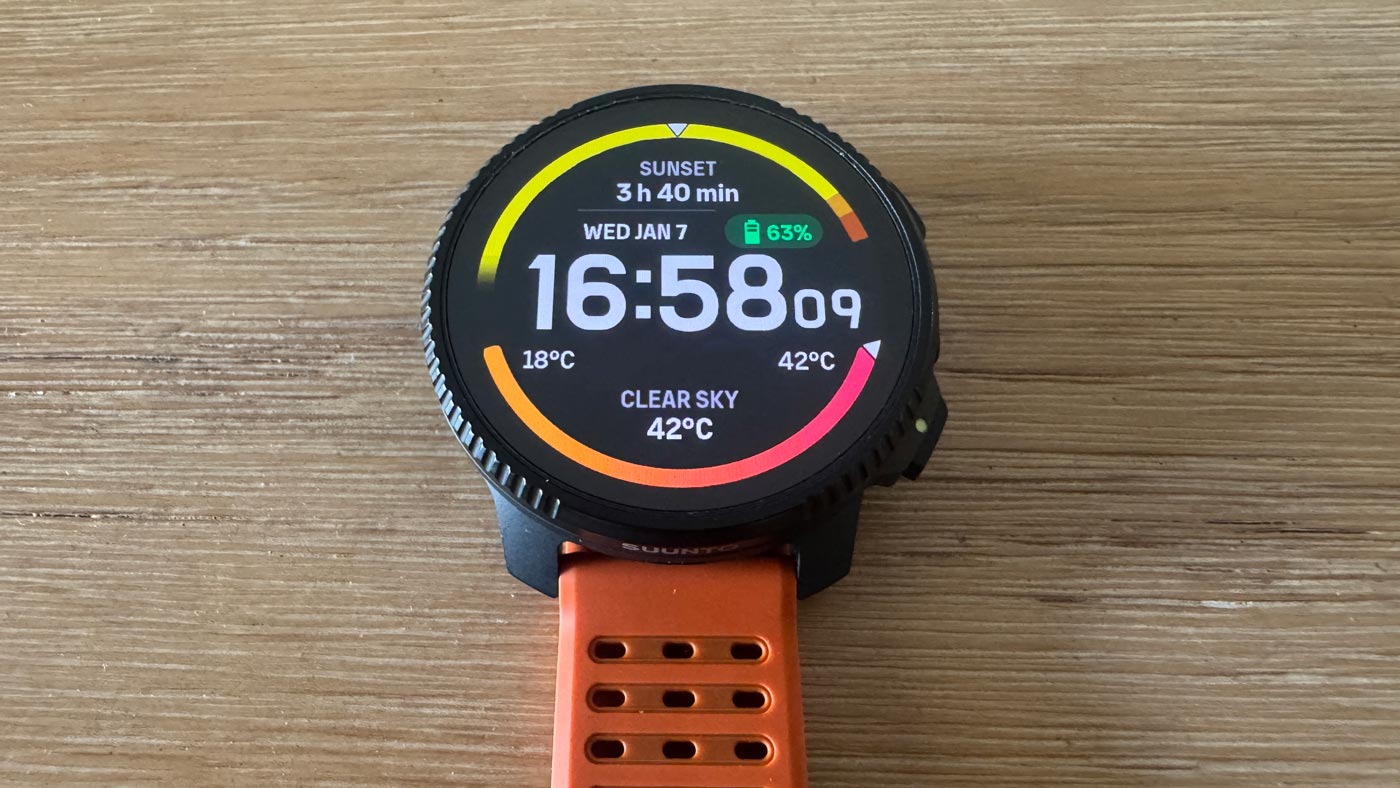 Learning the suunto vertical 2 interface and daily data screens.