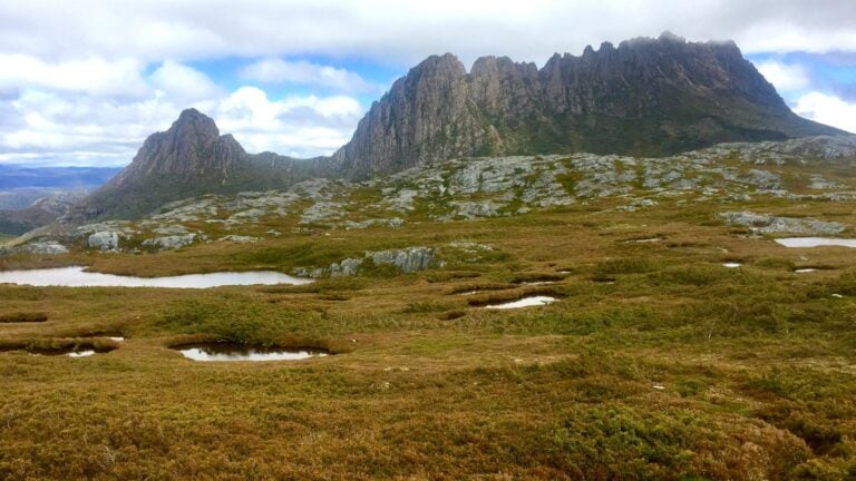 Overland track tasmania hike
