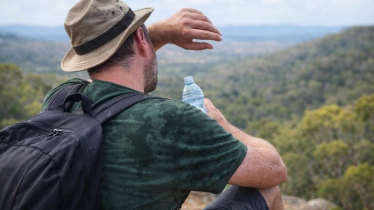 Avoid excessive sweating when hiking